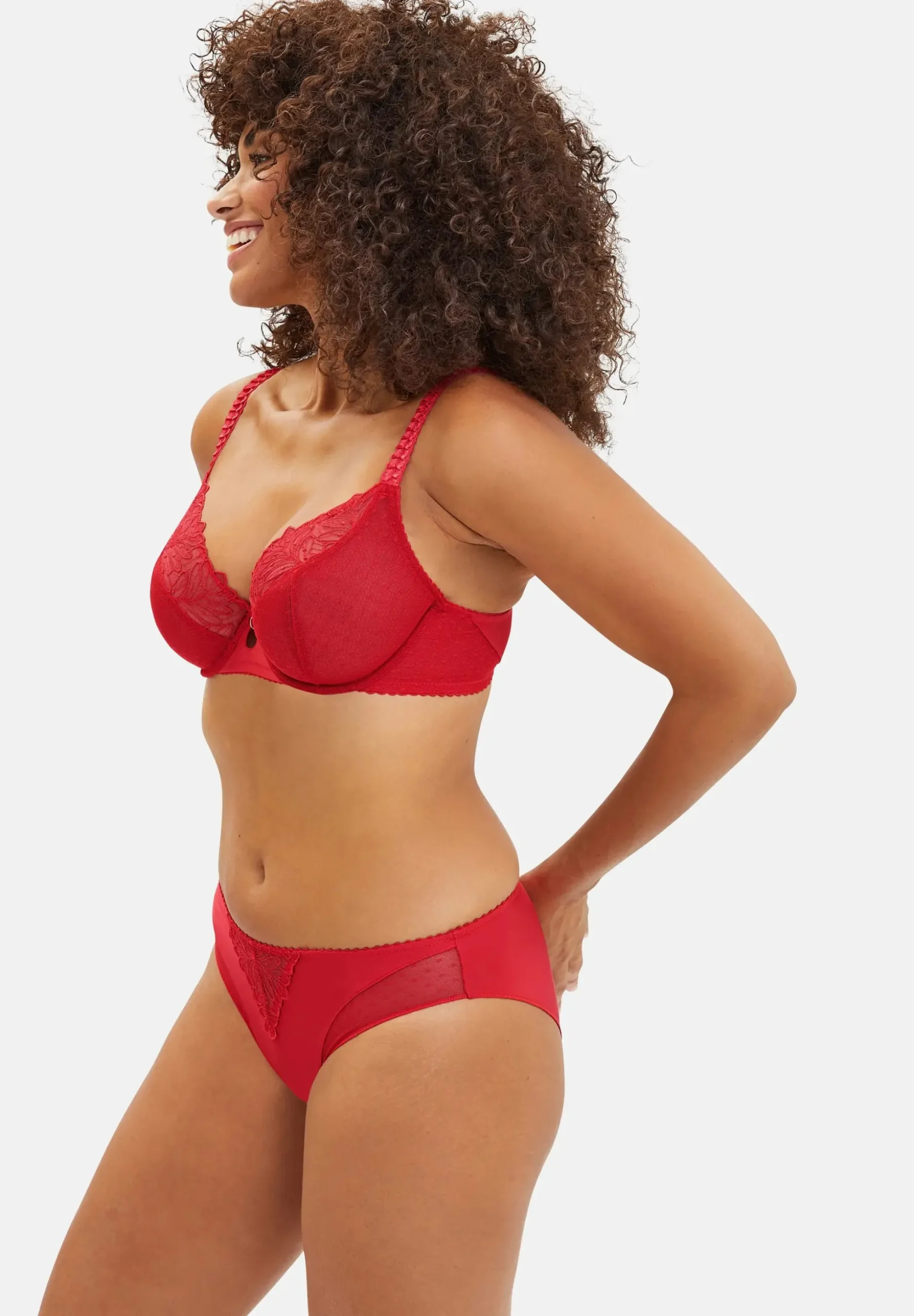 Briefs Esme