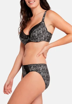 Briefs Nour