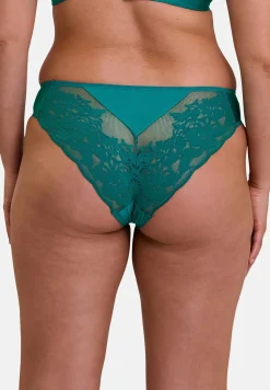 Briefs Romance