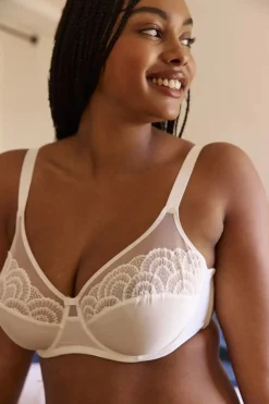 Full cup bra So Feminine