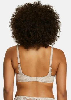 Lightly lined spacer bra Arum