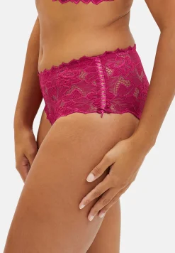 Medium briefs Arum