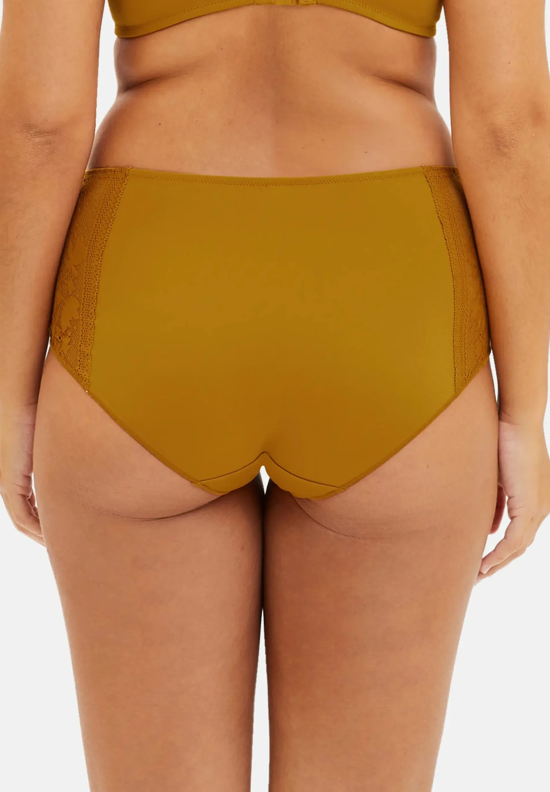 Medium briefs Suzie