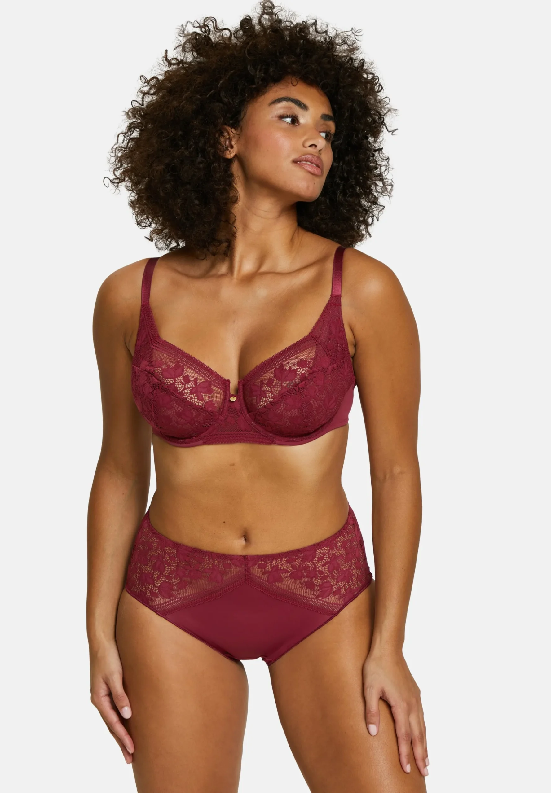 Medium Briefs Suzie