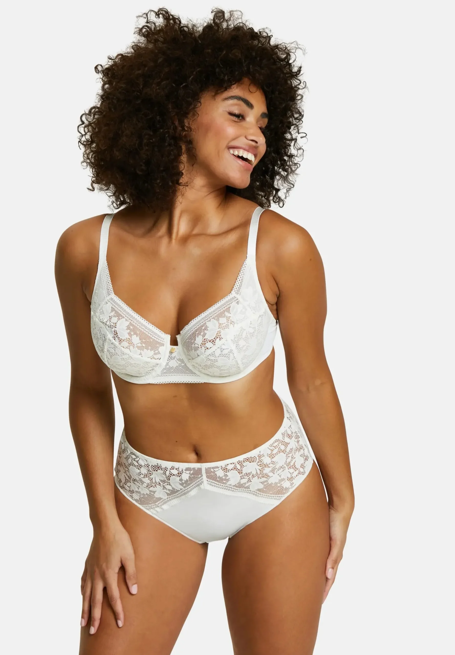 Medium Briefs Suzie