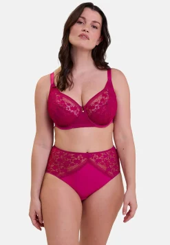 Medium briefs Suzie