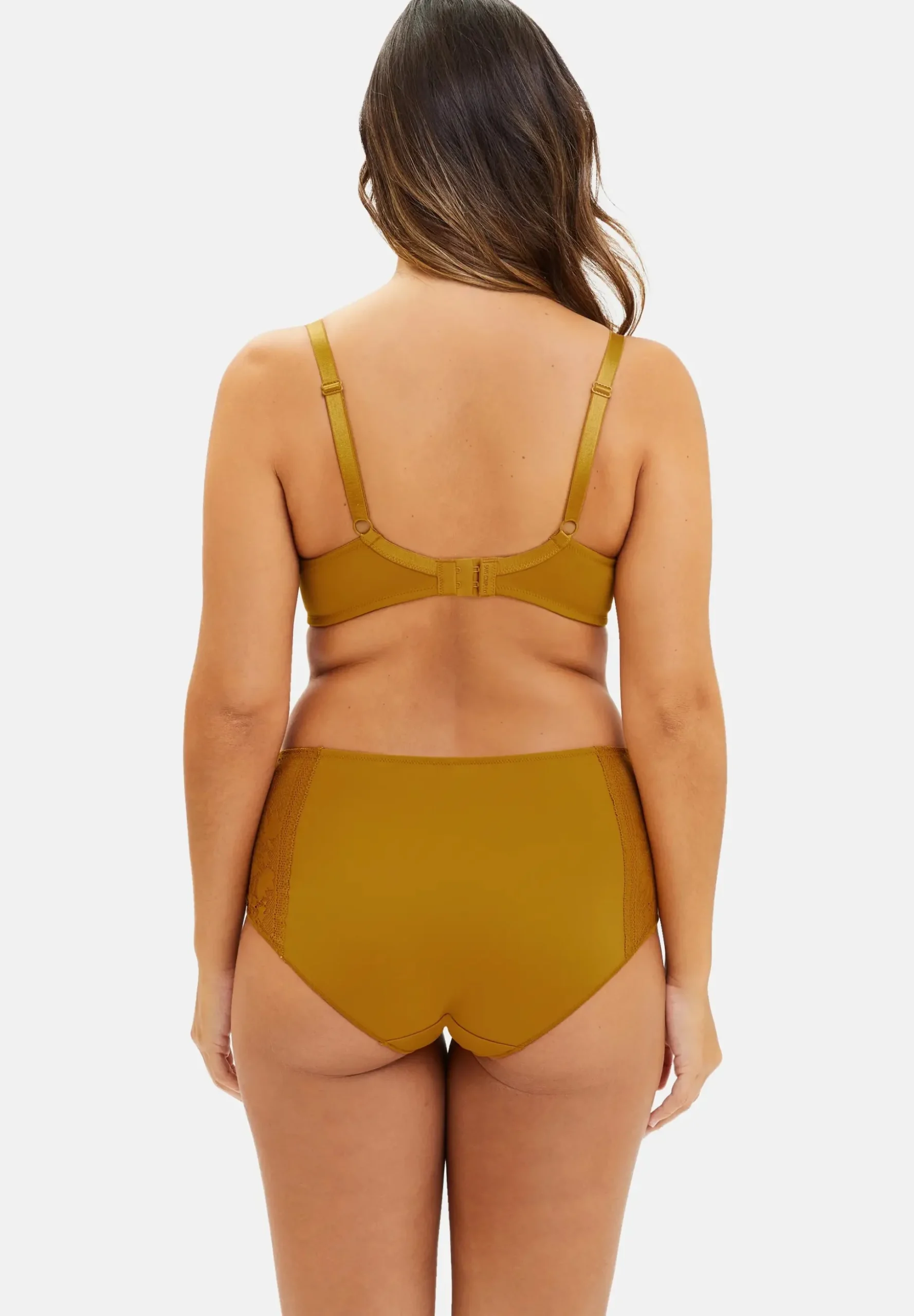 Medium briefs Suzie