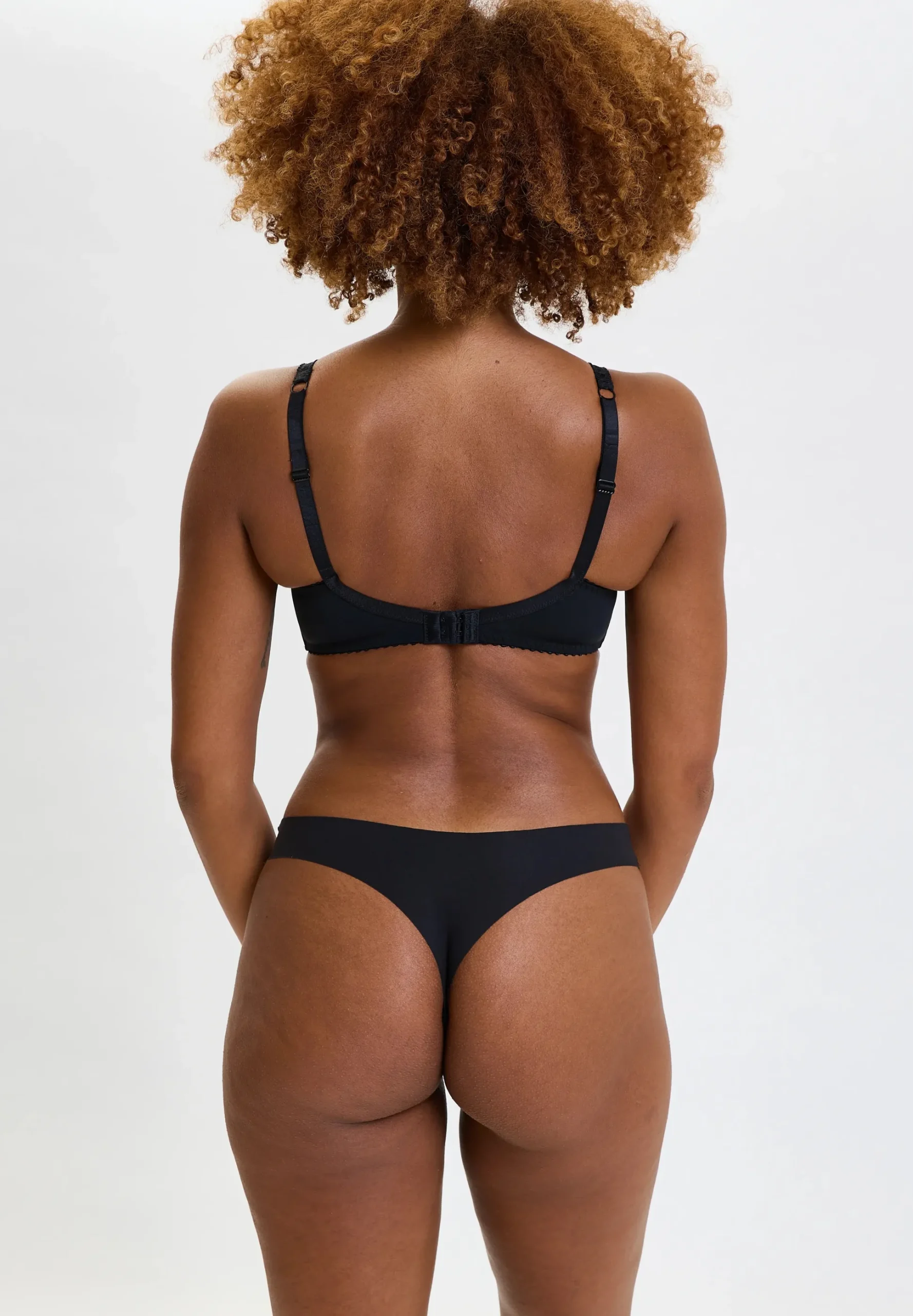 Pack of 3 microfiber thongs Discrète