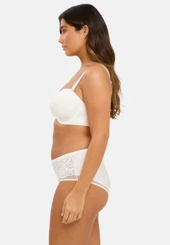 Shorty So Feminine