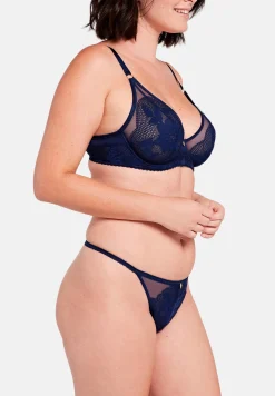Thong Charmante