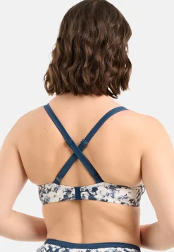 Underwired bikini top All in the details